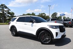 2025 Ford Explorer ST-Line SUV