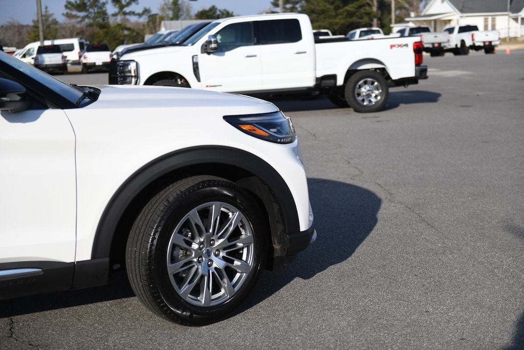 Used 2025 Ford Explorer Platinum SUV