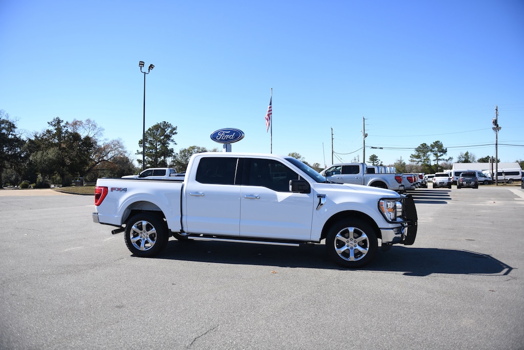 Used 2023 Ford F-150 XLT Truck SuperCrew Cab