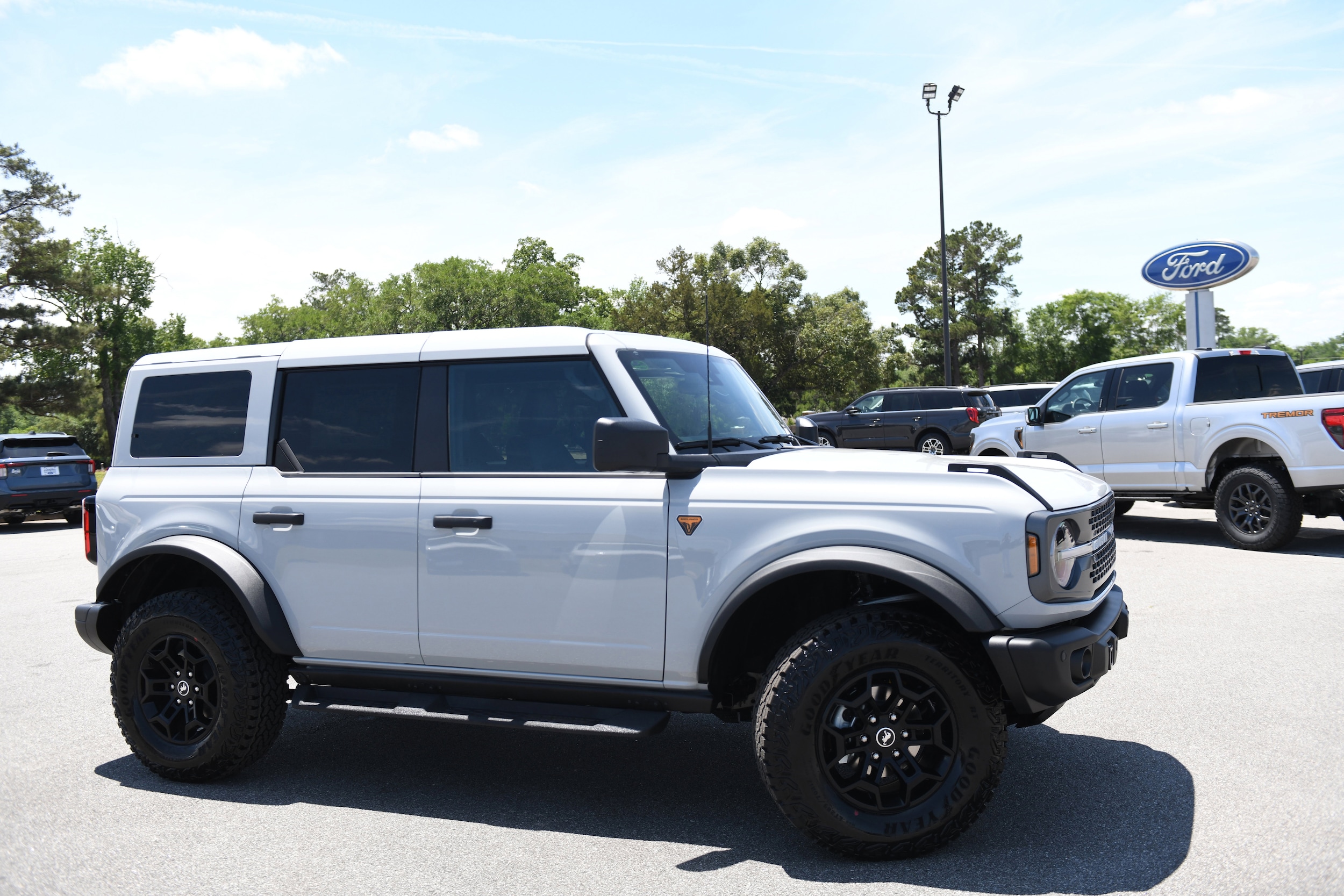 2026 Ford Bronco Badlands 4x4's photo