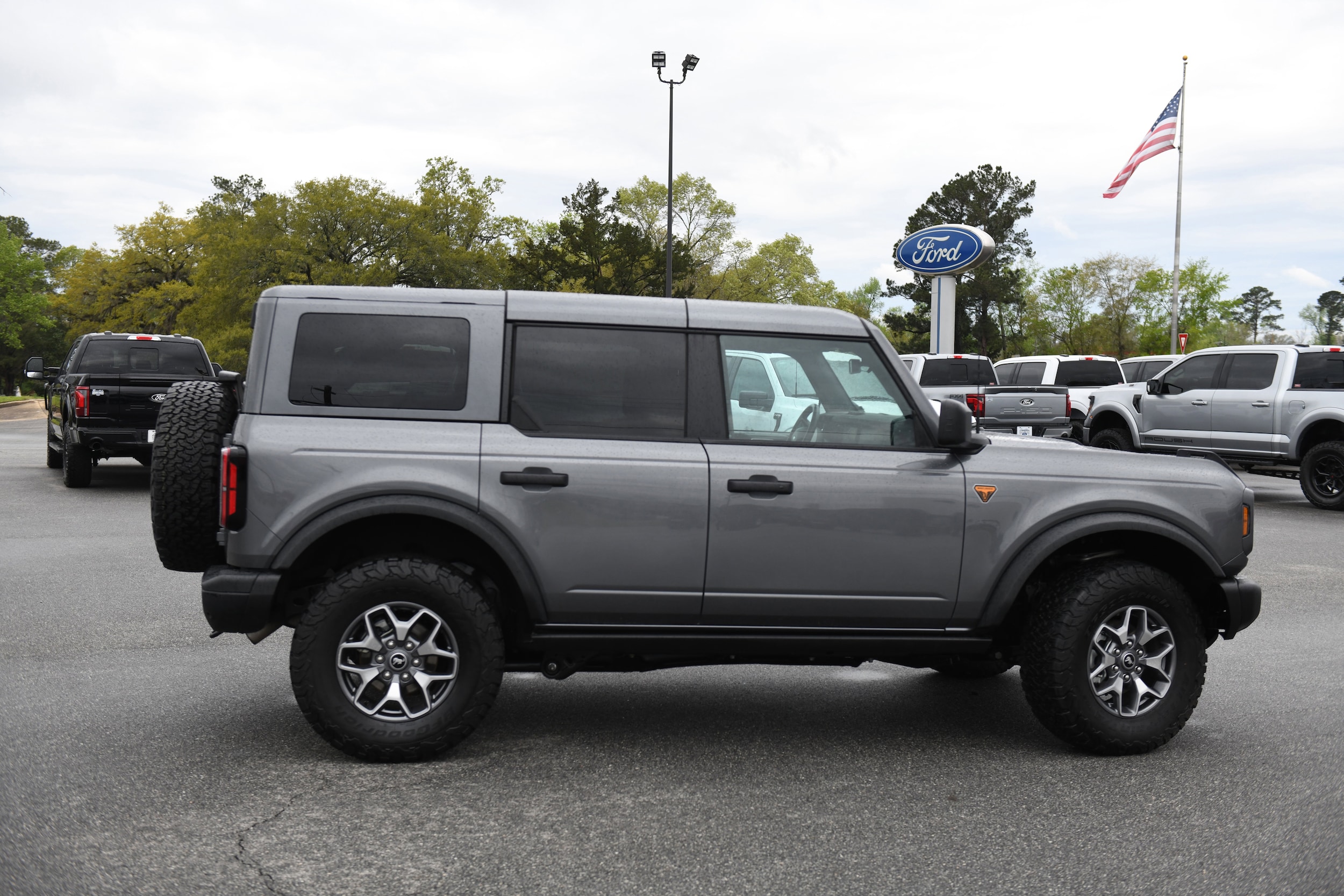 2025 Ford Bronco Badlands 4x4's photo