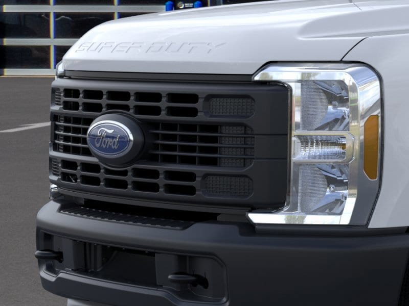 2025 Ford F-350 Super Duty XL - Photo 16