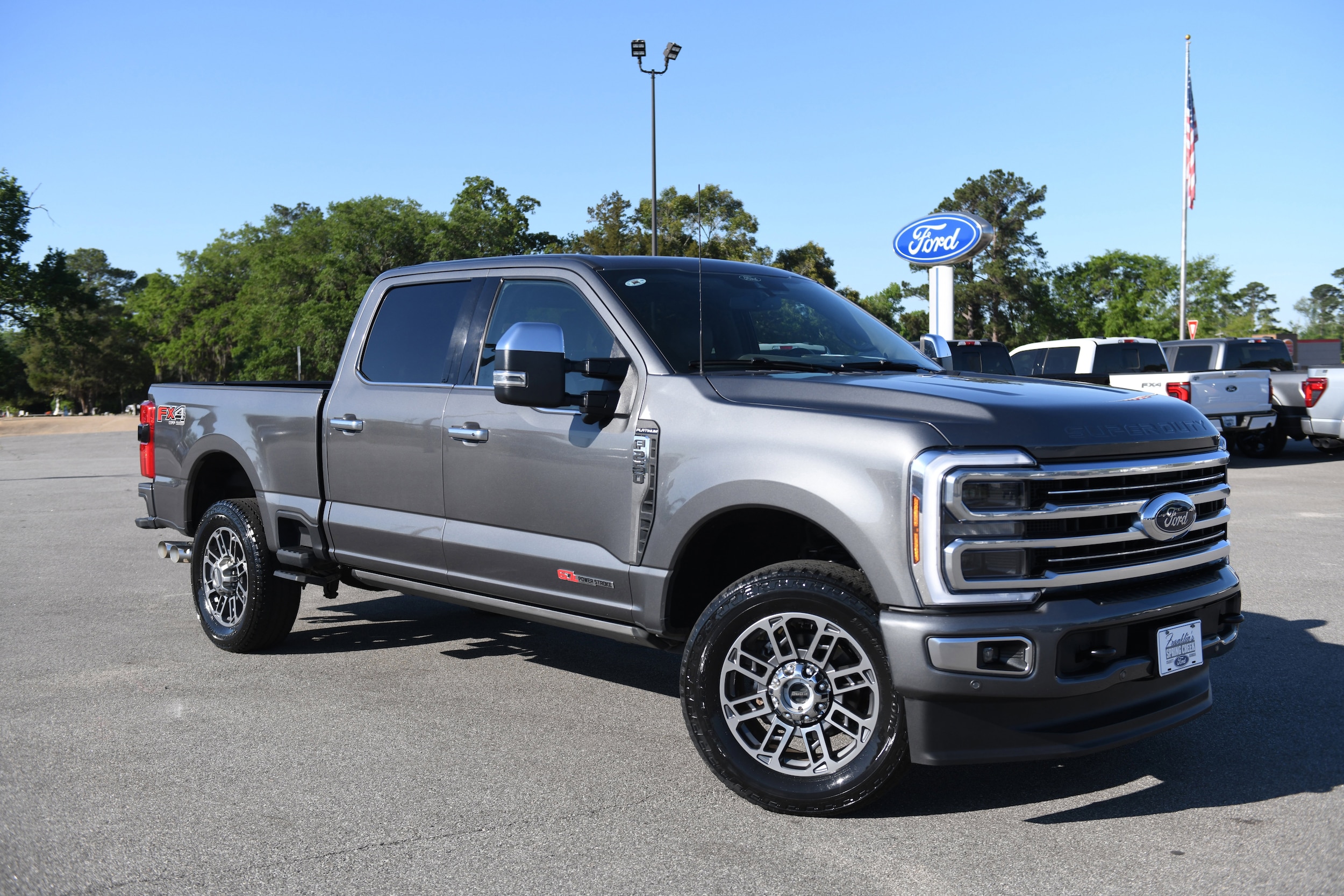 2025 Ford F-250 Platinum 4x4 Crew Cab 8' Box's photo