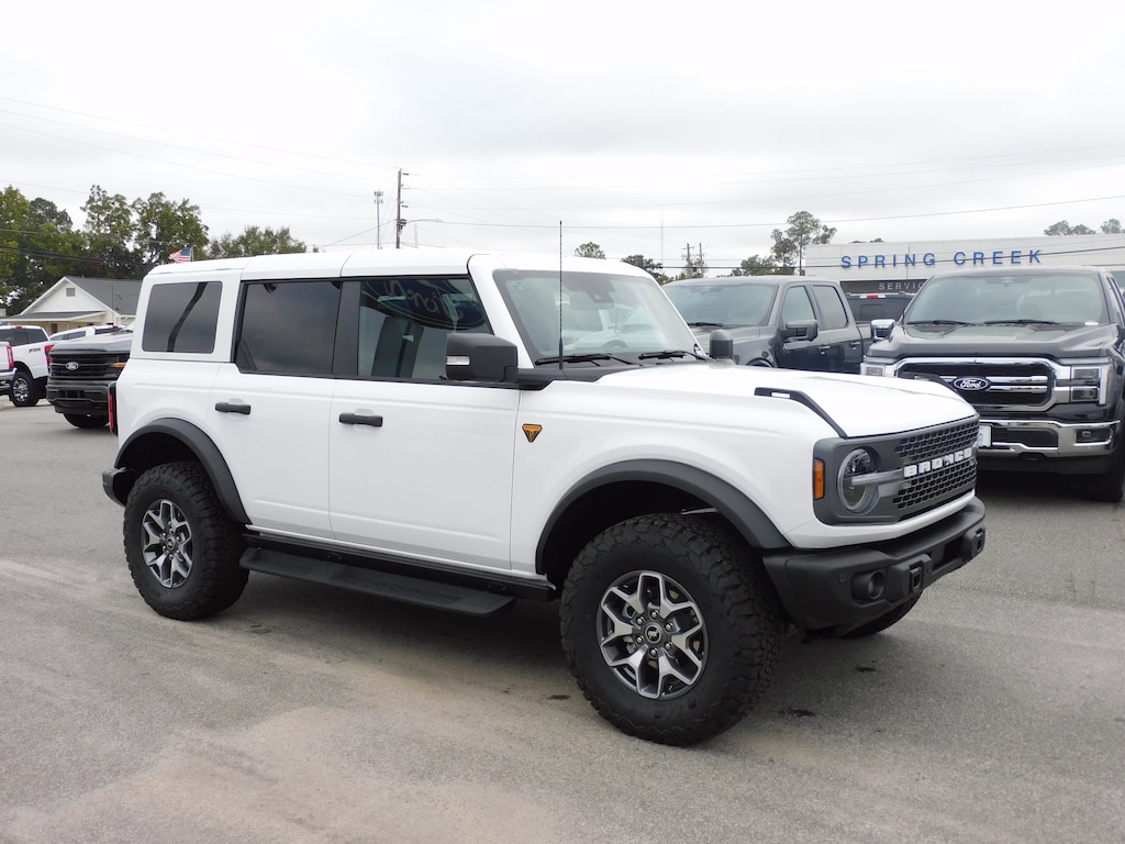 New 2025 Ford Bronco Badlands SUV