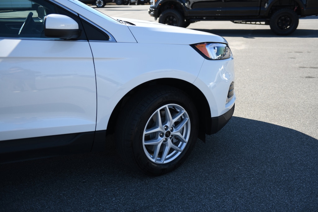 Used 2023 Ford Edge SEL SUV
