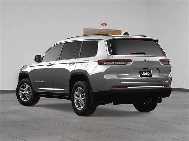 2025 Jeep Grand Cherokee Laredo photo 4