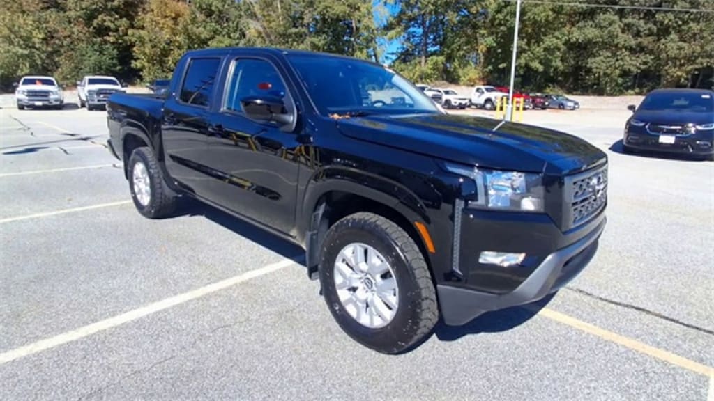 Used 2022 Nissan Frontier SV Truck Crew Cab