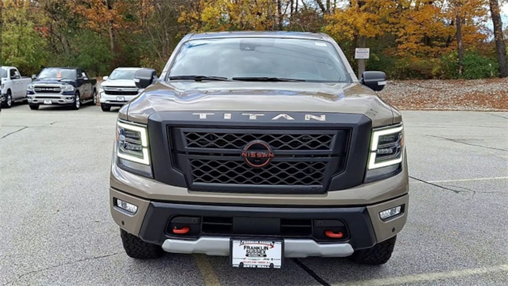 Used 2023 Nissan Titan PRO-4X Truck Crew Cab