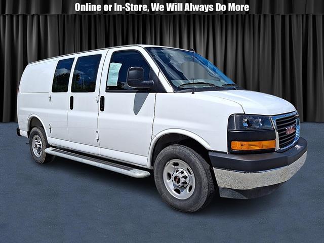 2025 GMC Savana 2500's photo
