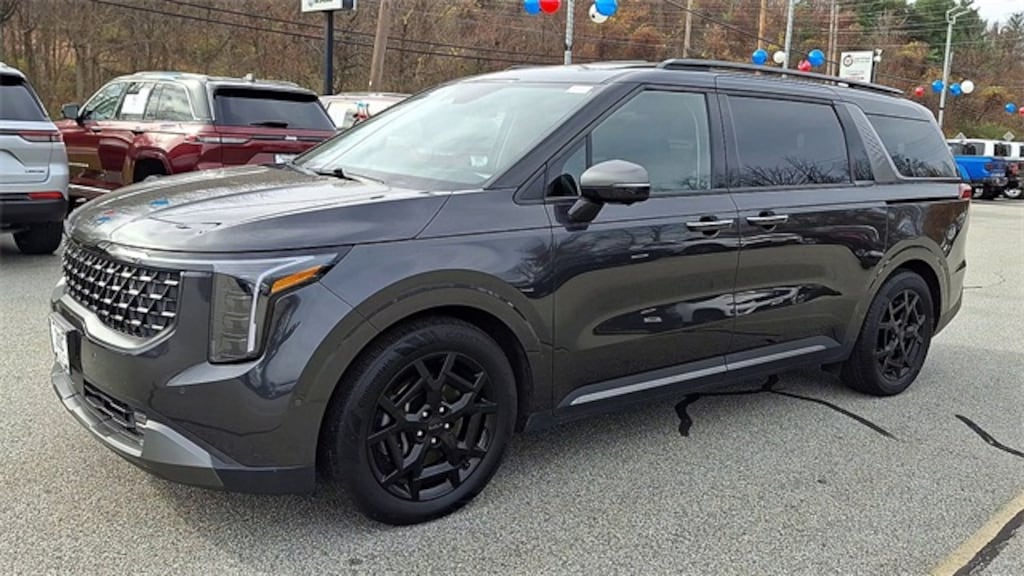 Used 2025 Kia Carnival SX Prestige Van Passenger Van