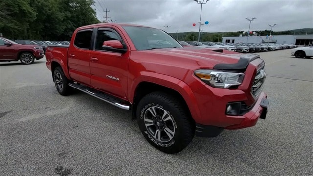 Used 2017 Toyota Tacoma TRD Sport with VIN 3TMCZ5ANXHM106328 for sale in Wantage, NJ