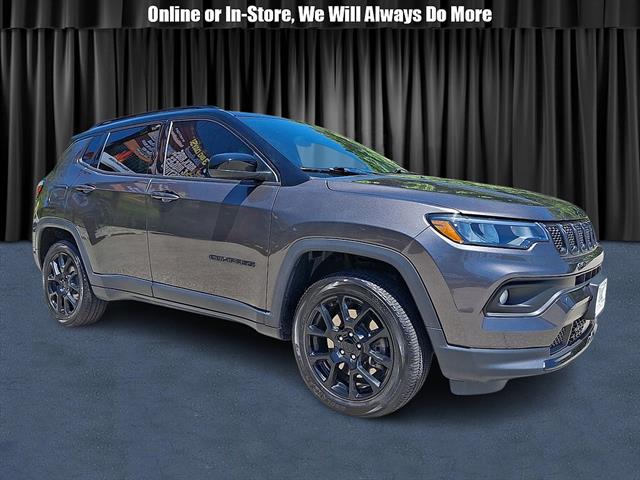 2023 Jeep Compass Altitude 4X4's photo