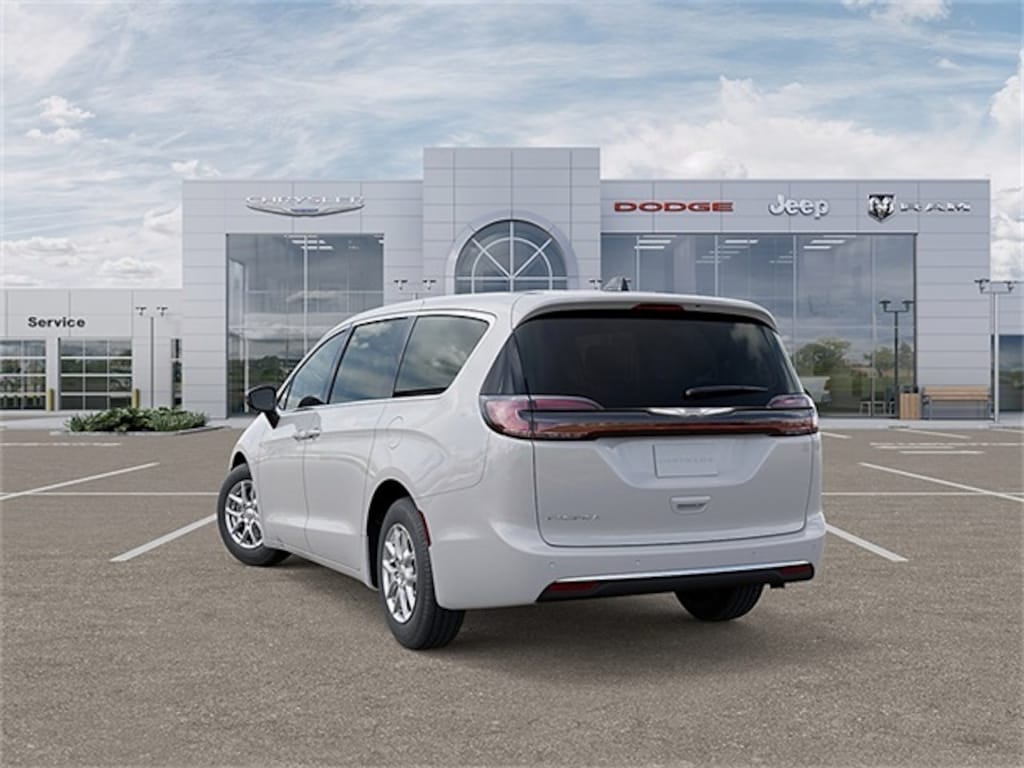 New 2026 Chrysler Pacifica SELECT Passenger Van