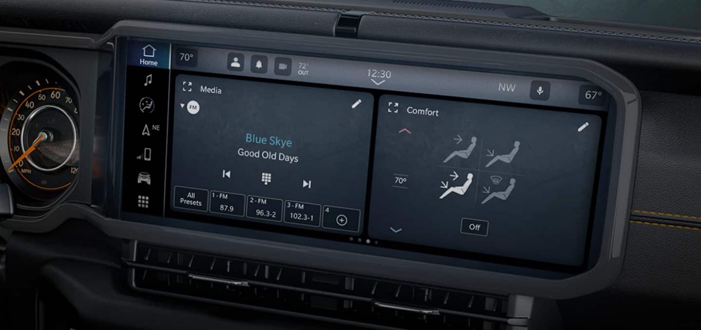 Jeep Wrangler 4xe dash