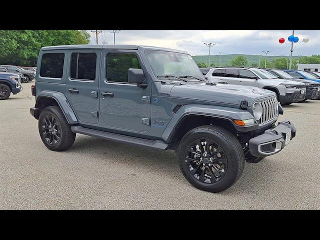 Used 2025 Jeep Wrangler 4xe Sahara 4xe SUV