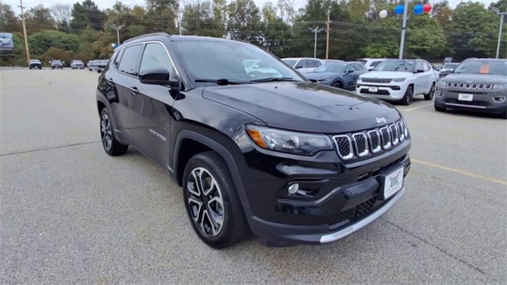 Used 2024 Jeep Compass Limited SUV