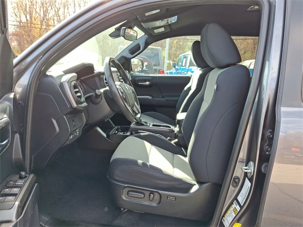 Used 2021 Toyota Tacoma SR5 Truck Double Cab