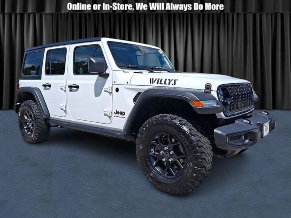 Used 2025 Jeep Wrangler Willys SUV
