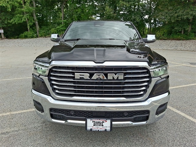 2025 Ram 1500 Laramie photo 2