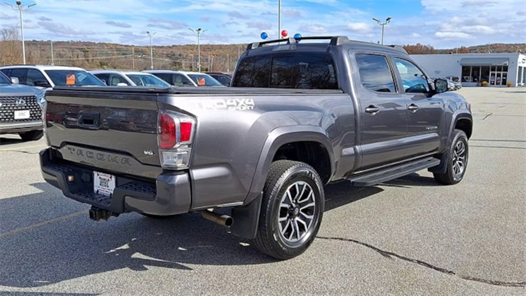 Used 2021 Toyota Tacoma SR5 Truck Double Cab