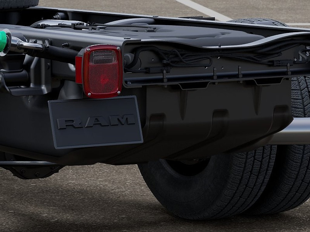 2026 RAM 3500 Chassis Tradesman - Photo 9