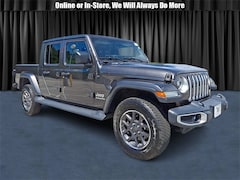 2020 Jeep Gladiator Overland Truck Crew Cab