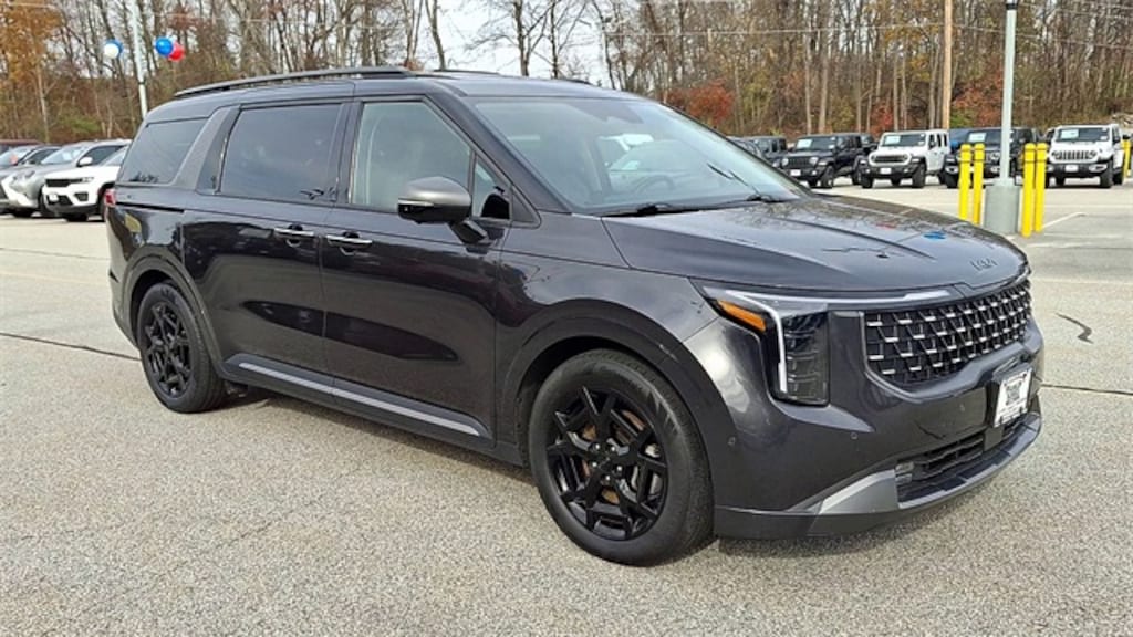 Used 2025 Kia Carnival SX Prestige Van Passenger Van