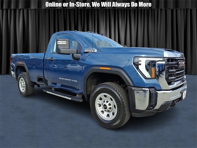 2024 GMC Sierra 3500HD Pro's photo