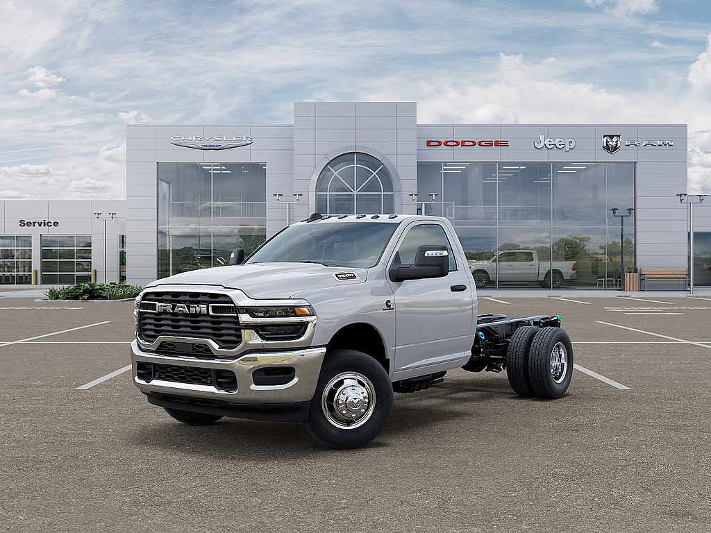 2026 Ram 3500 Chassis Cab Tradesman/Big Horn Pickup
