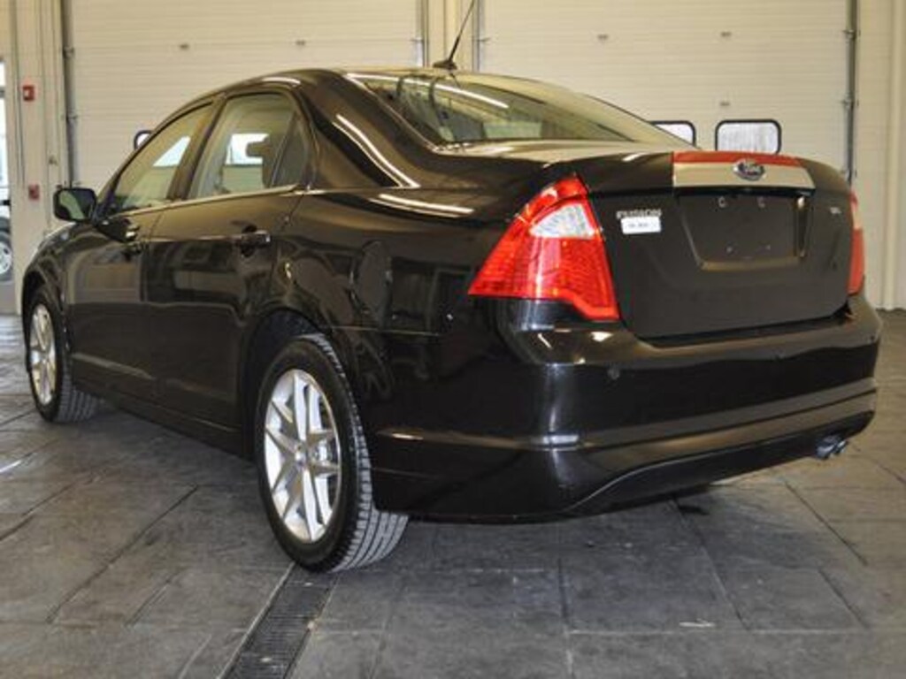 Used 2012 Ford Fusion  Sedan