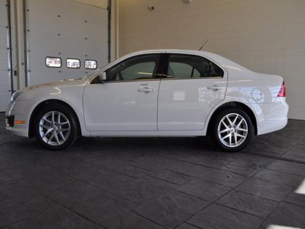 Used 2012 Ford Fusion  Sedan