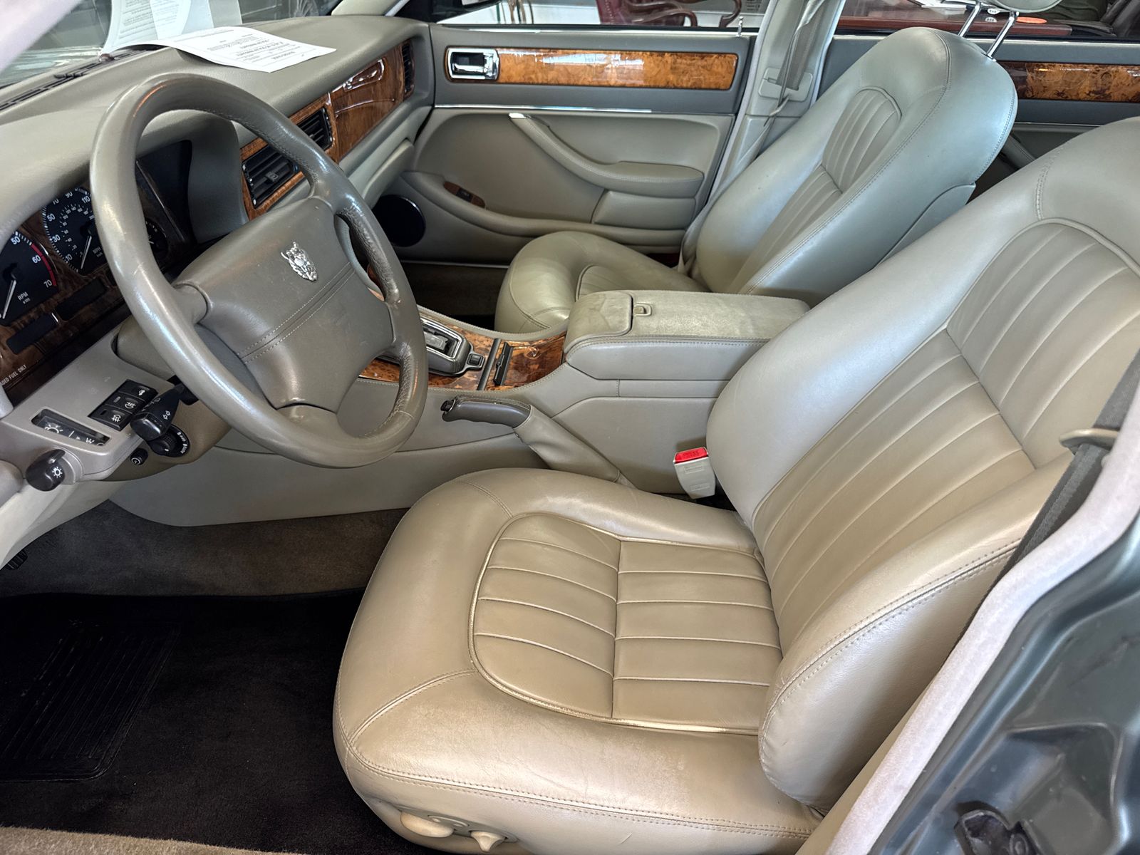1997 Jaguar XJ6 - Photo 17