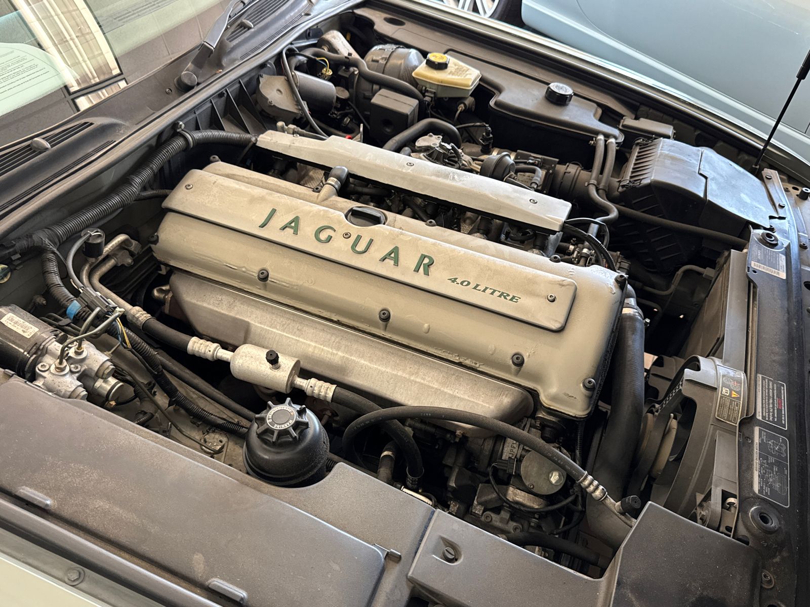 1997 Jaguar XJ6 - Photo 10