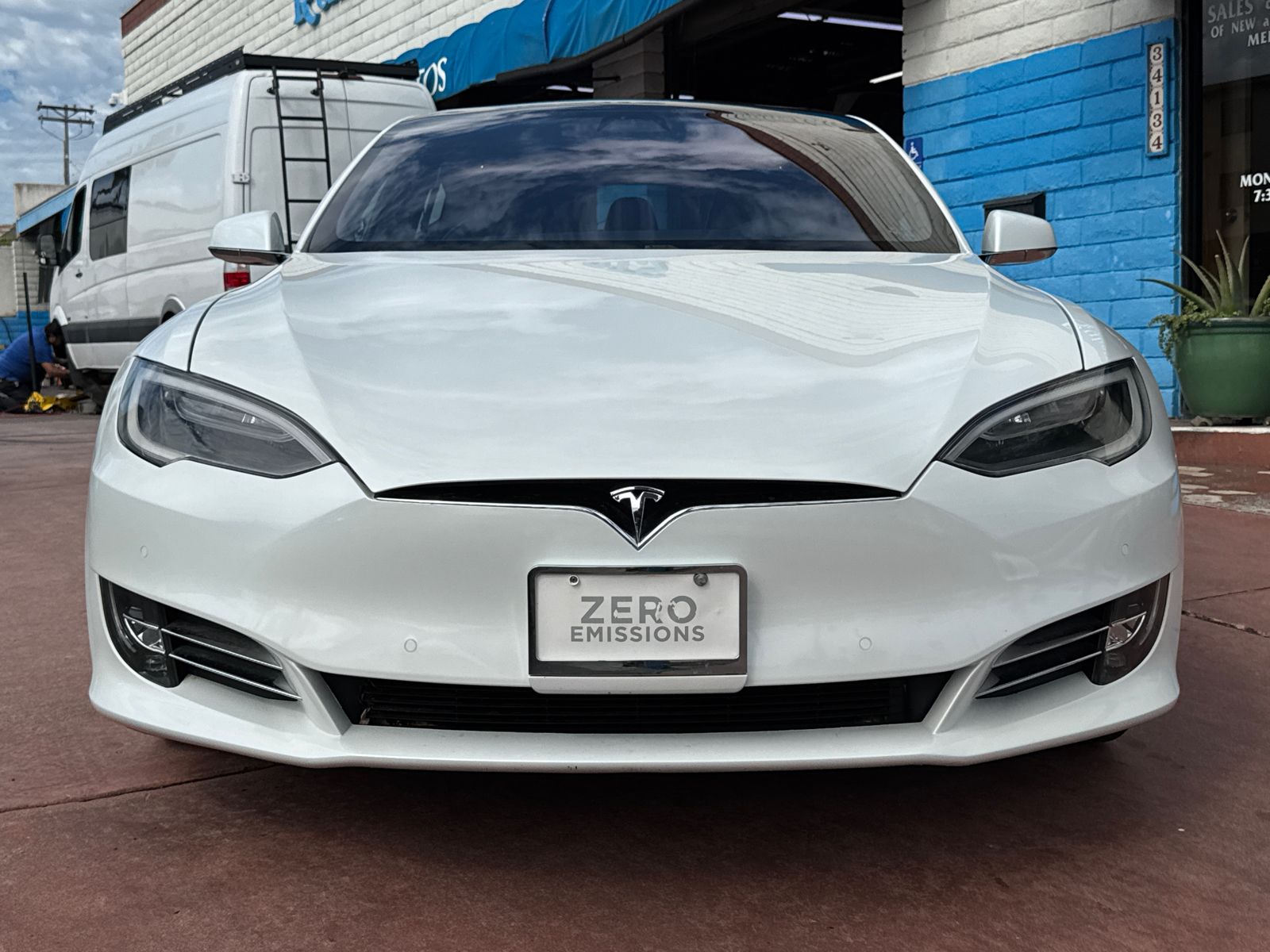 2018 Tesla Model S 75D photo 2