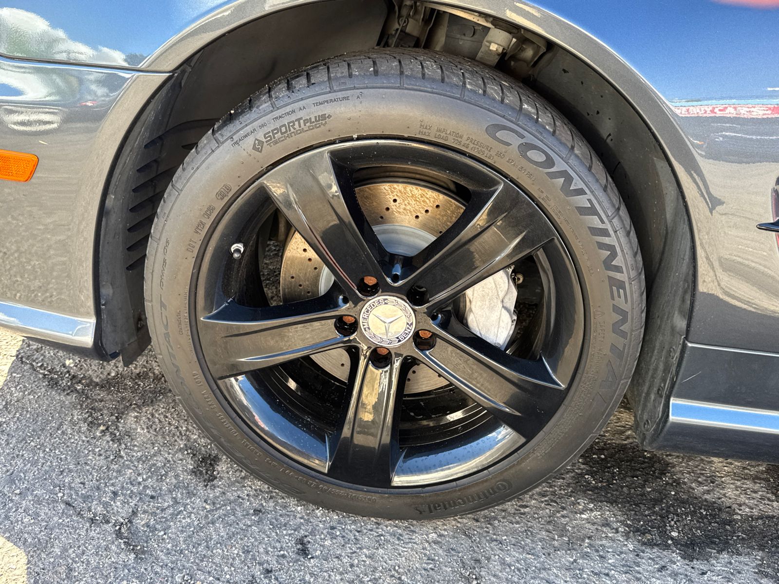 2009 Mercedes Benz SL 550 photo 3