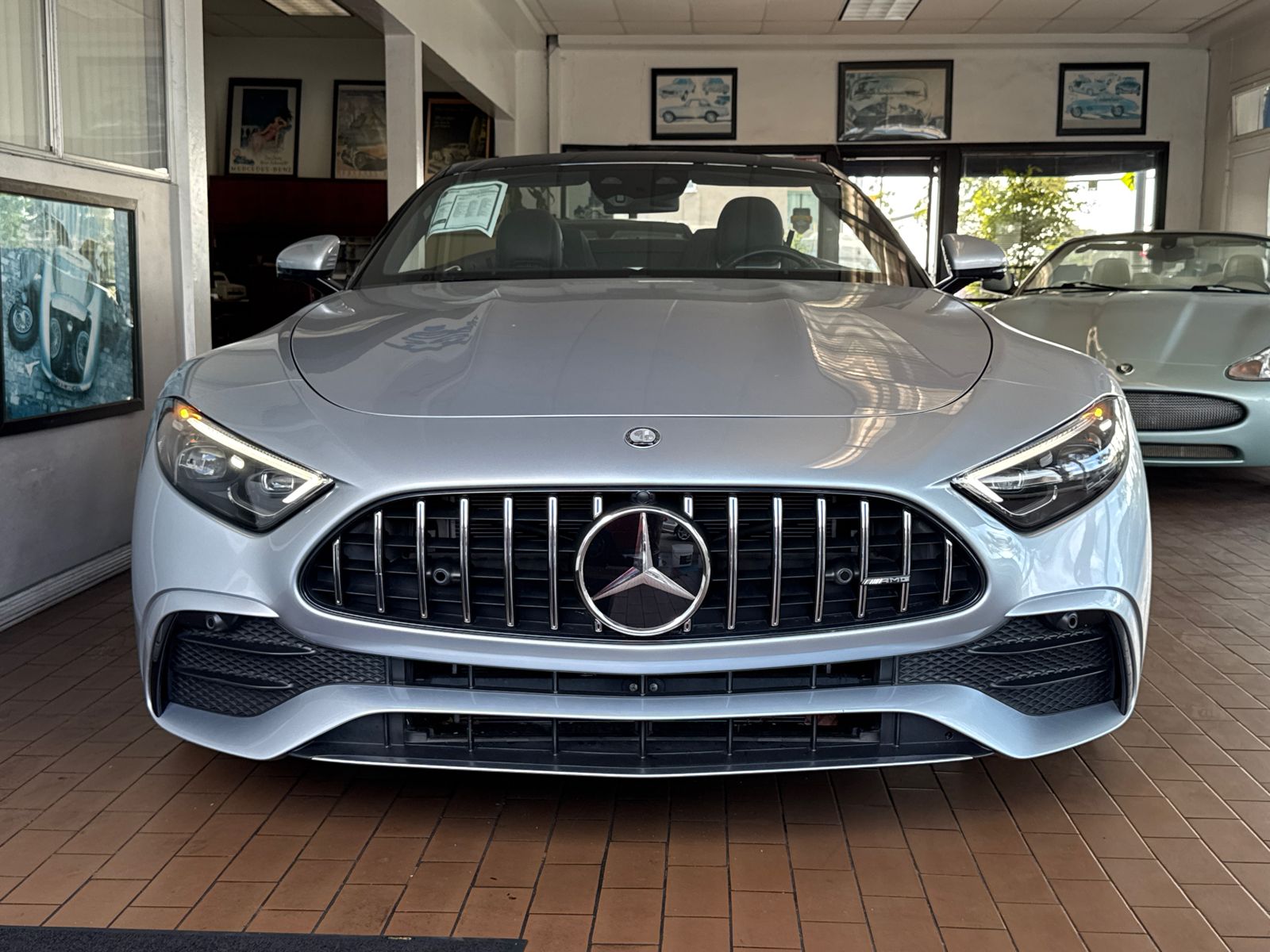 2023 Mercedes Benz SL 43 AMG photo 3