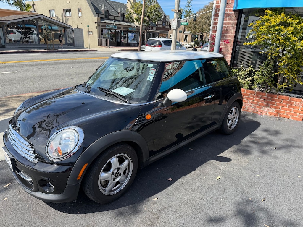 Used 2011 MINI Cooper Base Hatchback