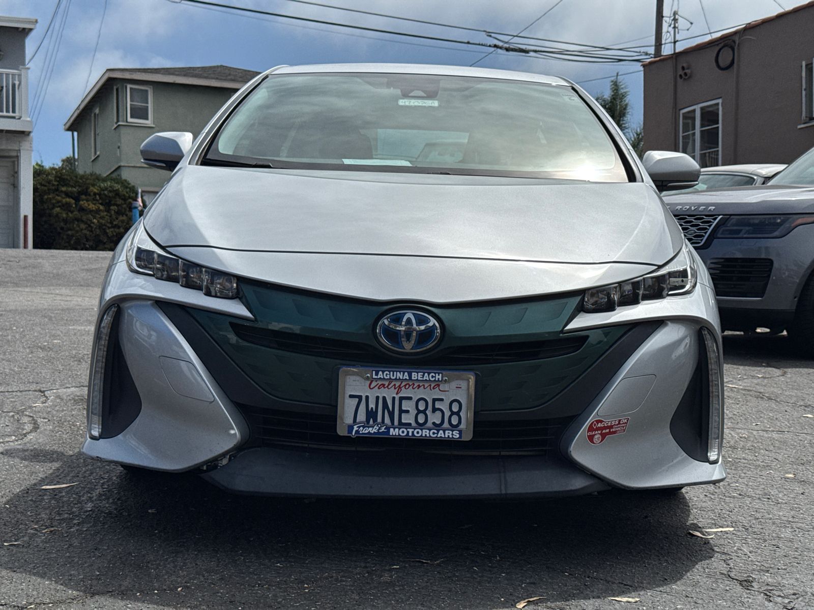 2017 Toyota Prius Prime Plus photo 2