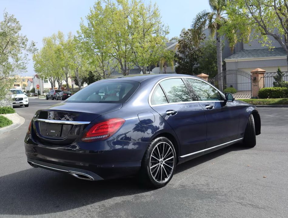 2020 Mercedes Benz C 300 photo 4
