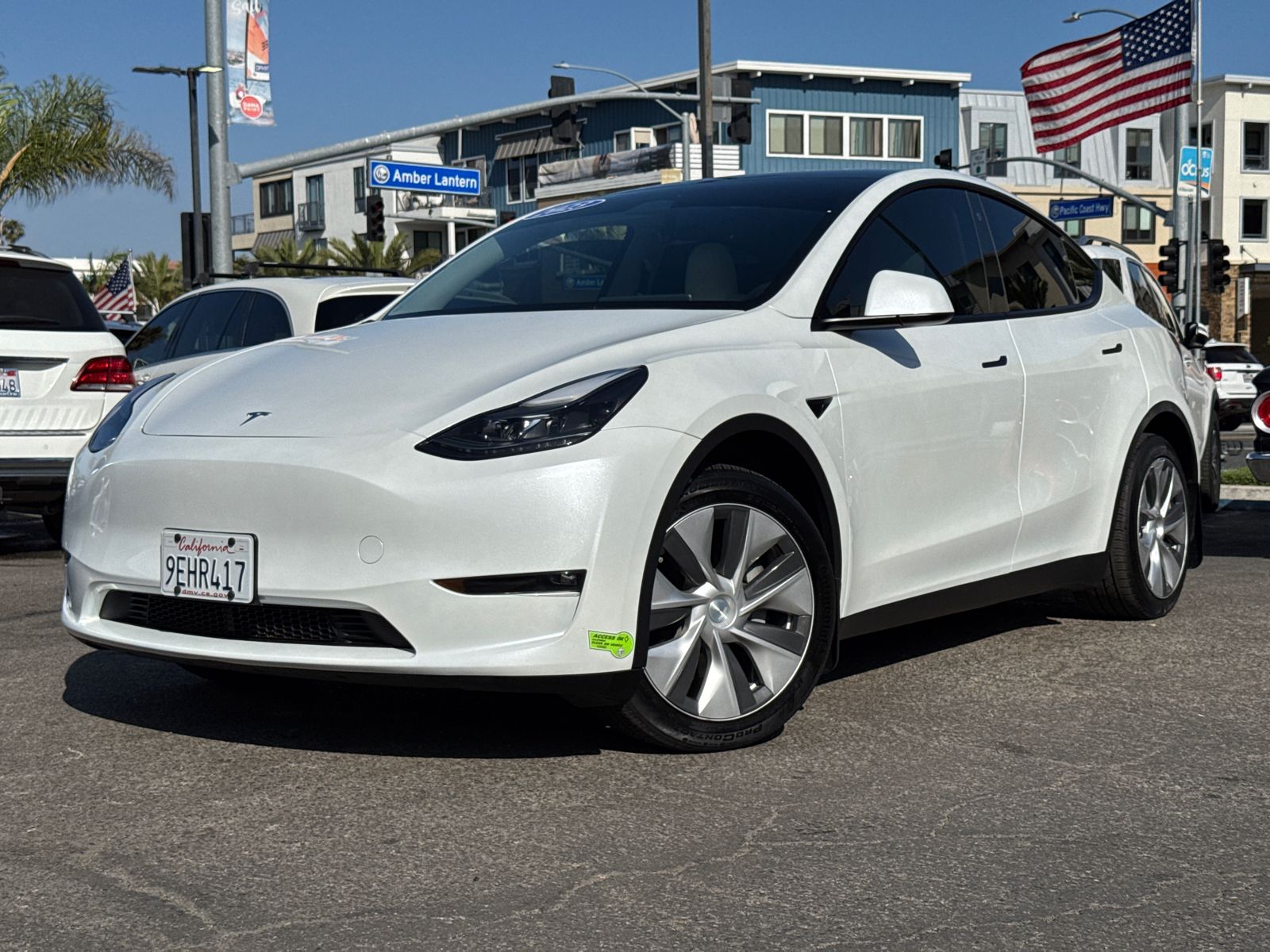 2023 Tesla Model Y Long Range photo 2