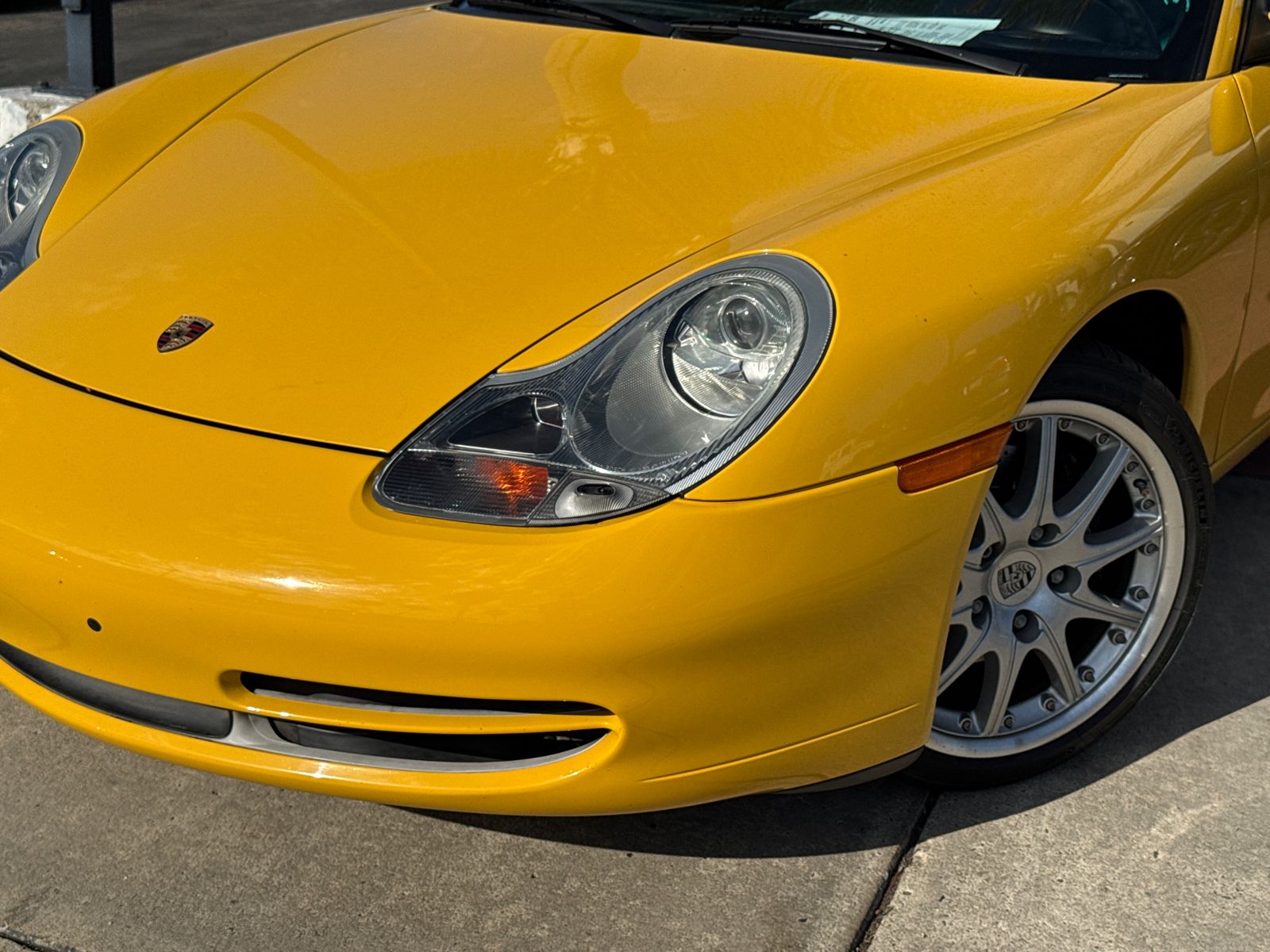 2001 Porsche 911 Cabriolet photo 3