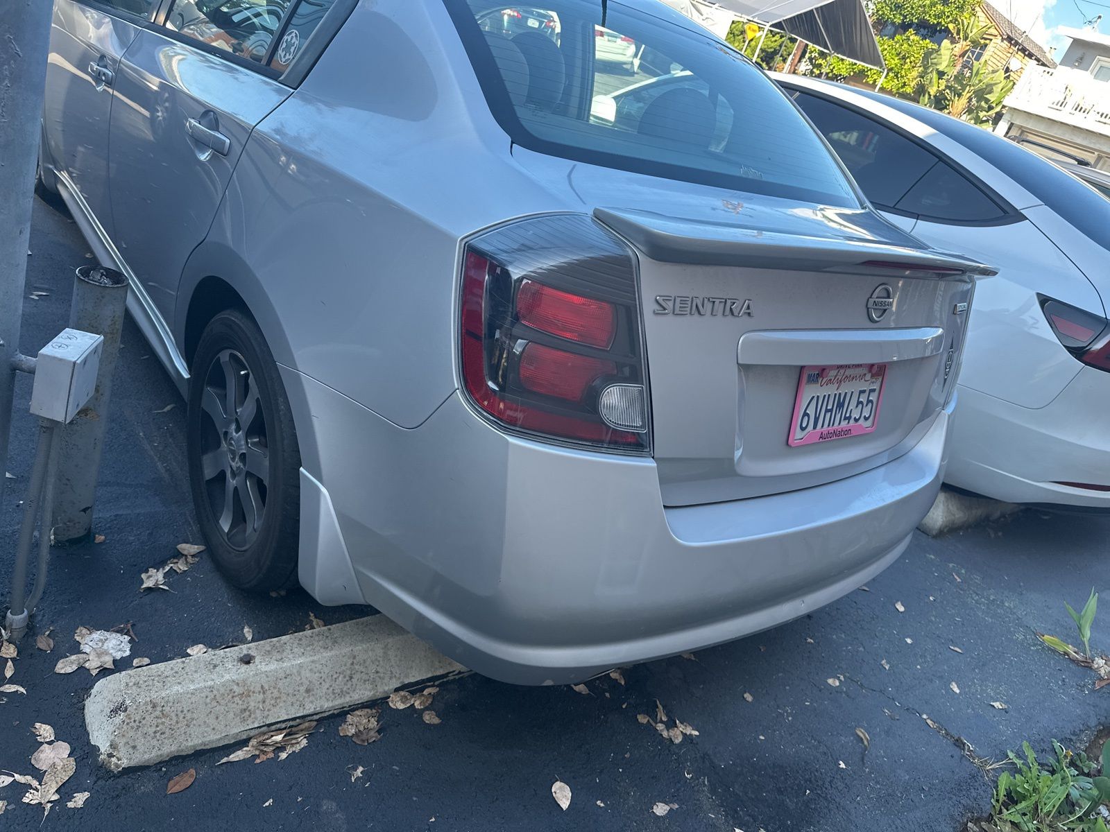 2012 Nissan Sentra 2.0 SR photo 3