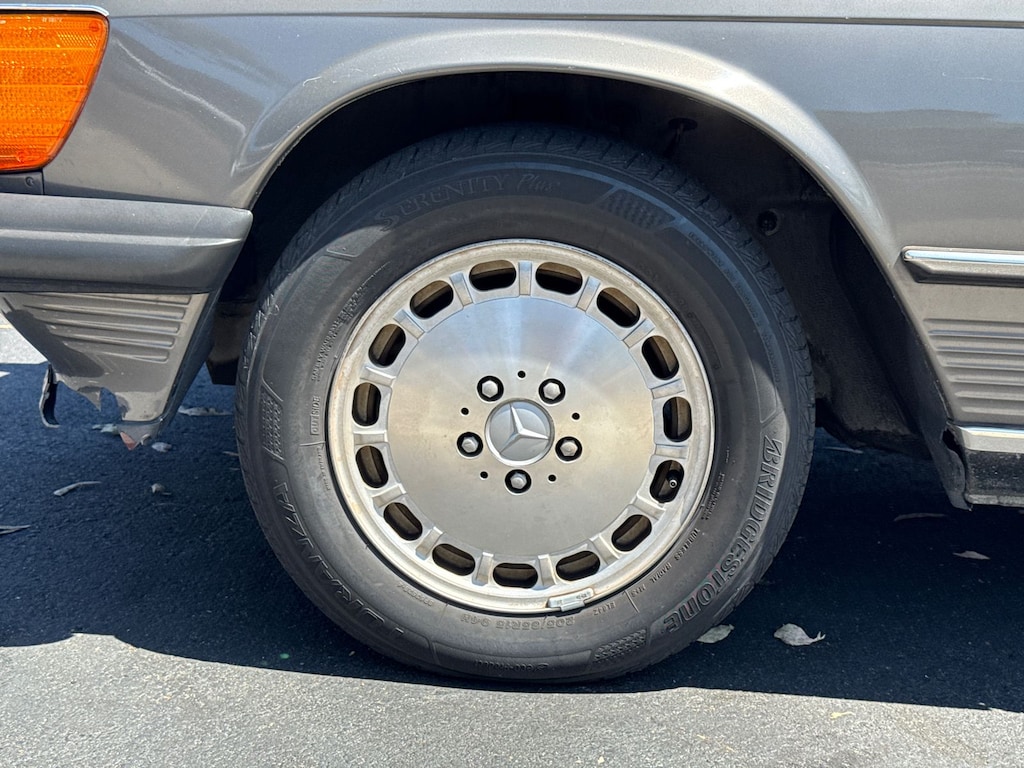 Used 1986 Mercedes-Benz 500-Class 560 SL Convertible