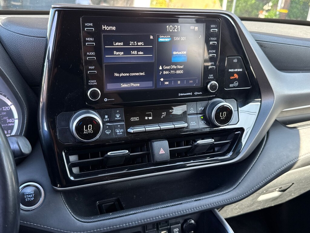 Used 2020 Toyota Highlander LE SUV