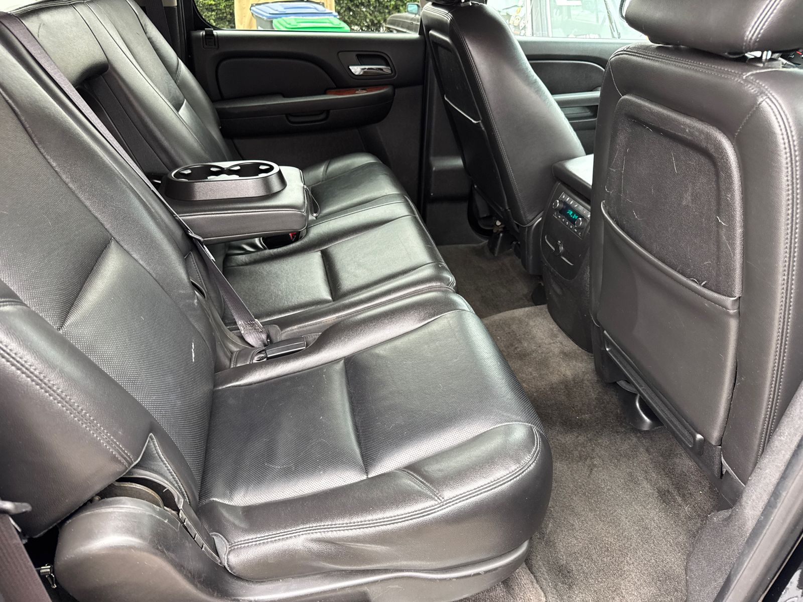 2013 Chevrolet Suburban LTZ - Photo 11