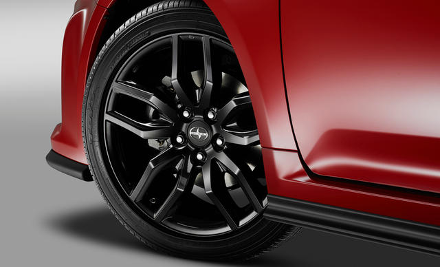 MM17_tCRS10_Front_Wheel.jpg