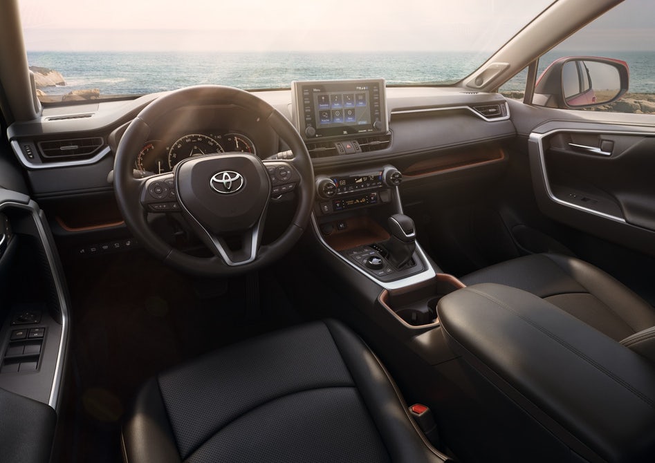2019rav4interior.jpg