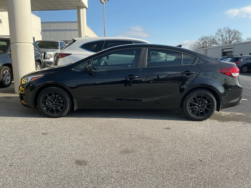 Used 2017 Kia Forte LX Sedan