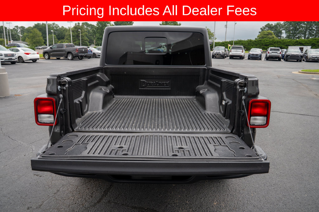 Used 2023 Jeep Gladiator Overland Truck Crew Cab