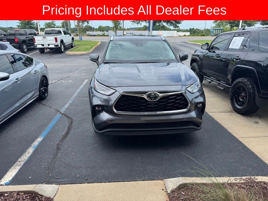 Used 2021 Toyota Highlander Limited SUV